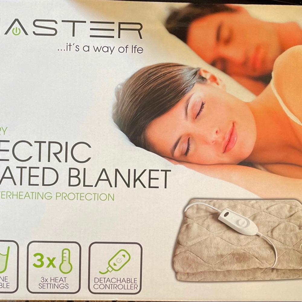 Master heated blanket